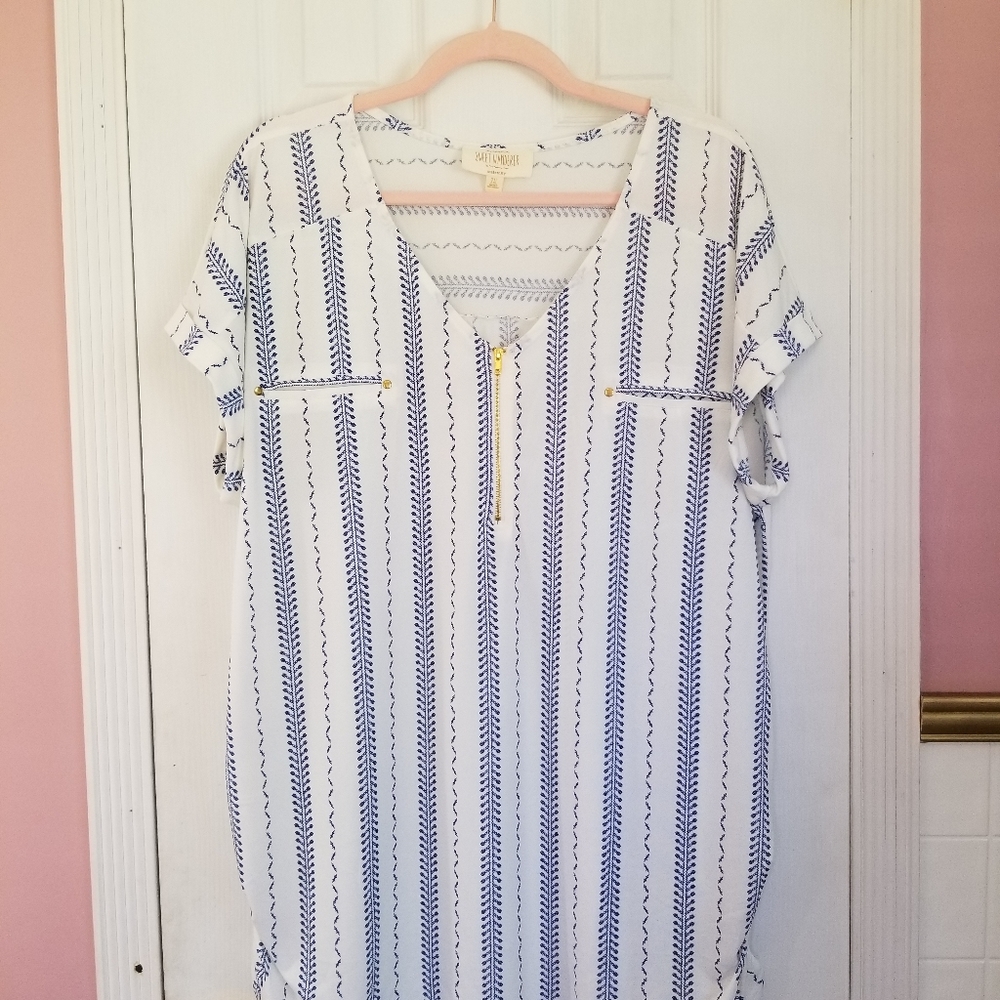 Sweet Wanderer Maternity shirt